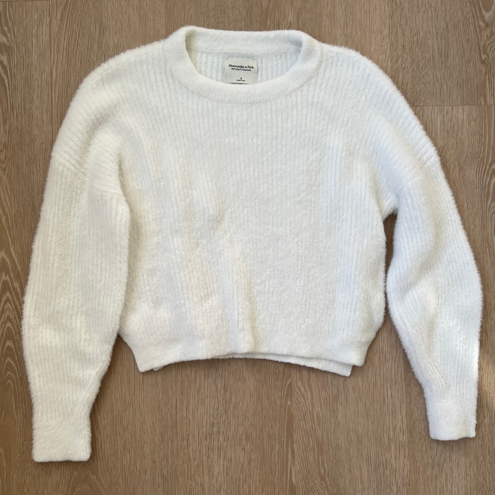 Abercrombie white sweater size S